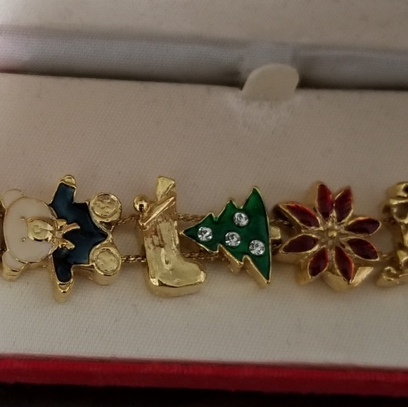NWOT Holiday Charm Bracelet - Picture 3 of 5